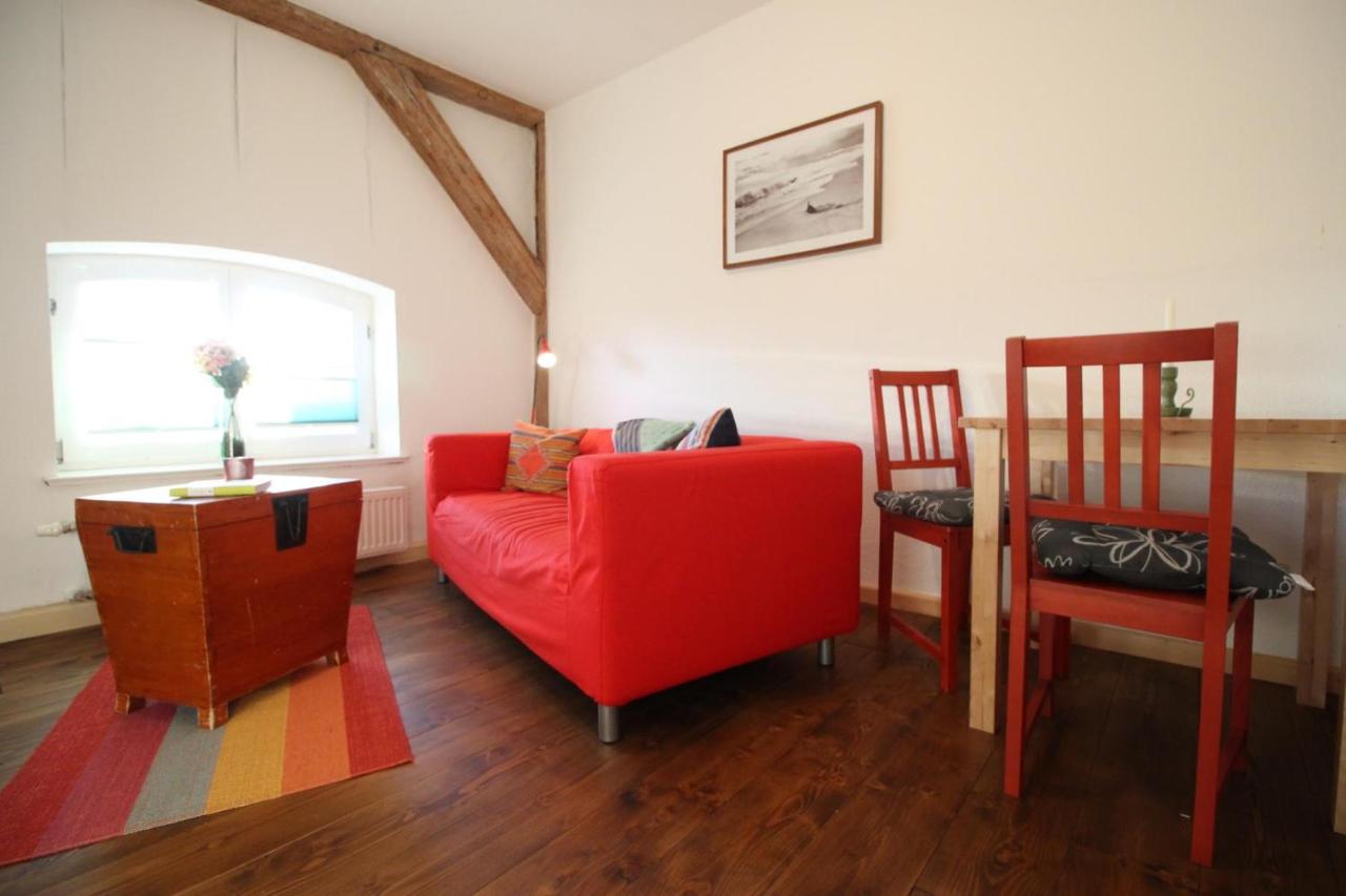 Gutshof Dubnitz Gutshof Dubnitz -Ferienwohnung 4 " Anna " - B&B Dubnitz