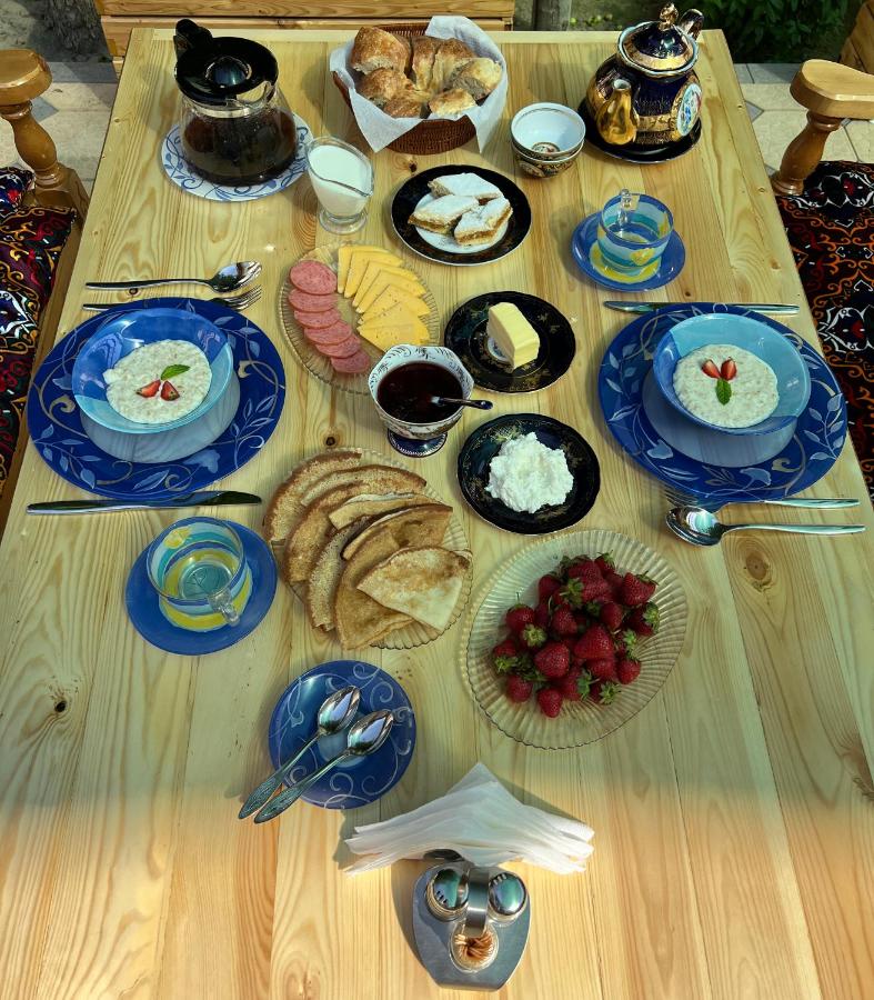 Familienzimmer mit Gartenblick