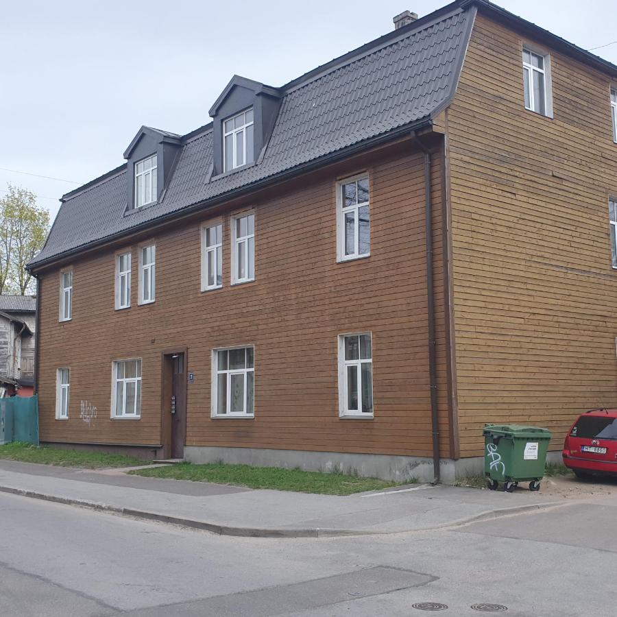 HOT RIGA Ernestines iela 7-1 enjoy the feel of home and history! - B&B
