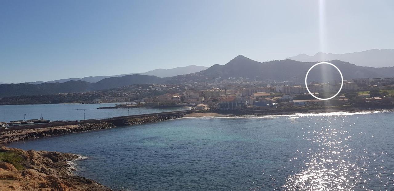 Très Beau Duplex vue panoramique Mer, Proche Plage - B&B