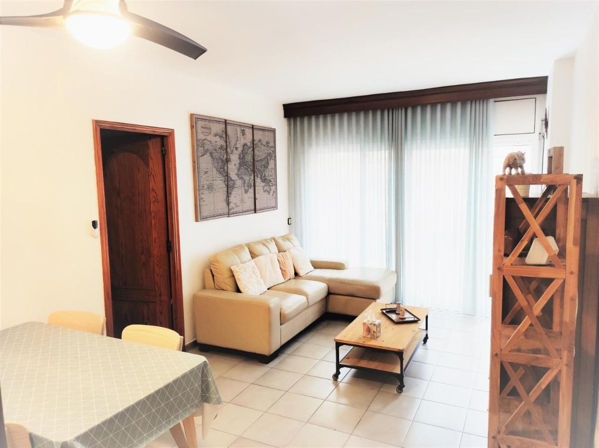 Lovely apartment - B&B Calafell