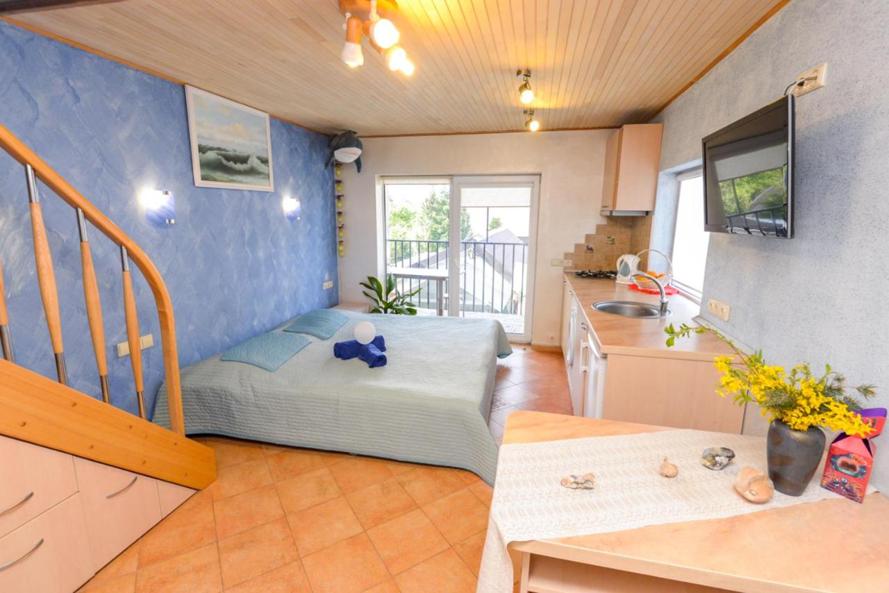 Apartamento con balcón
