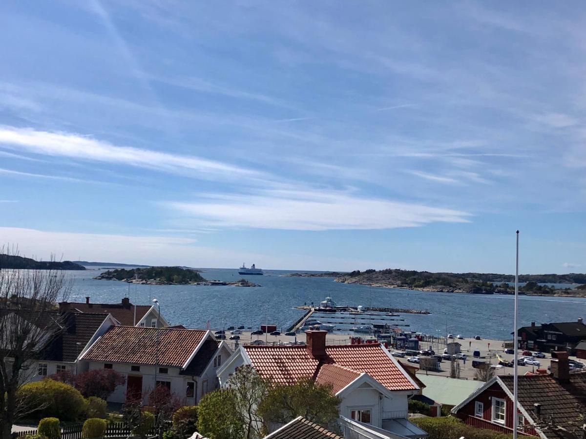 Vacker våning med havsutsikt i Strömstads centrum. - Chambres d'hôtes Strömstad