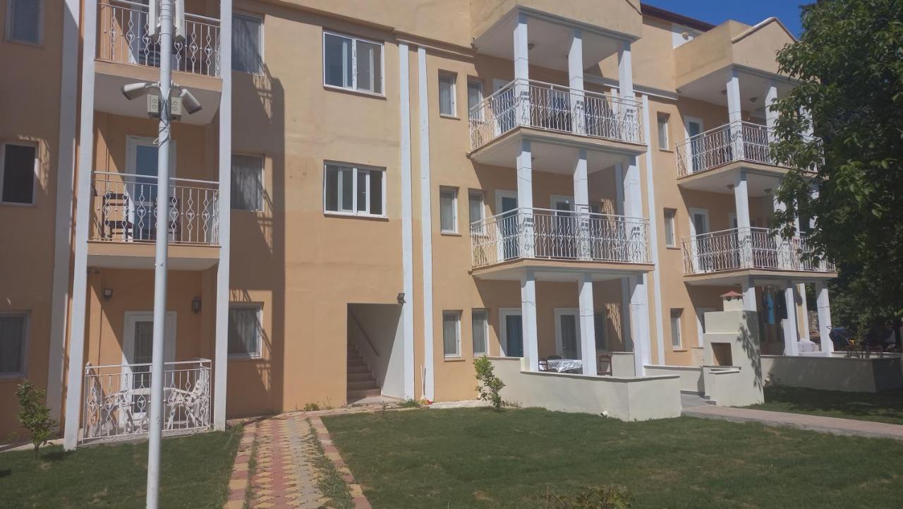 Double Room with Balcony (3 Adults)