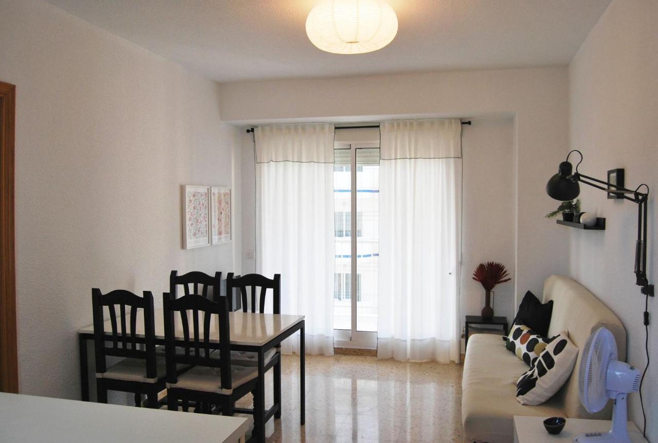 Apartamento muy coqueto en 1º Linea de playa - B&B