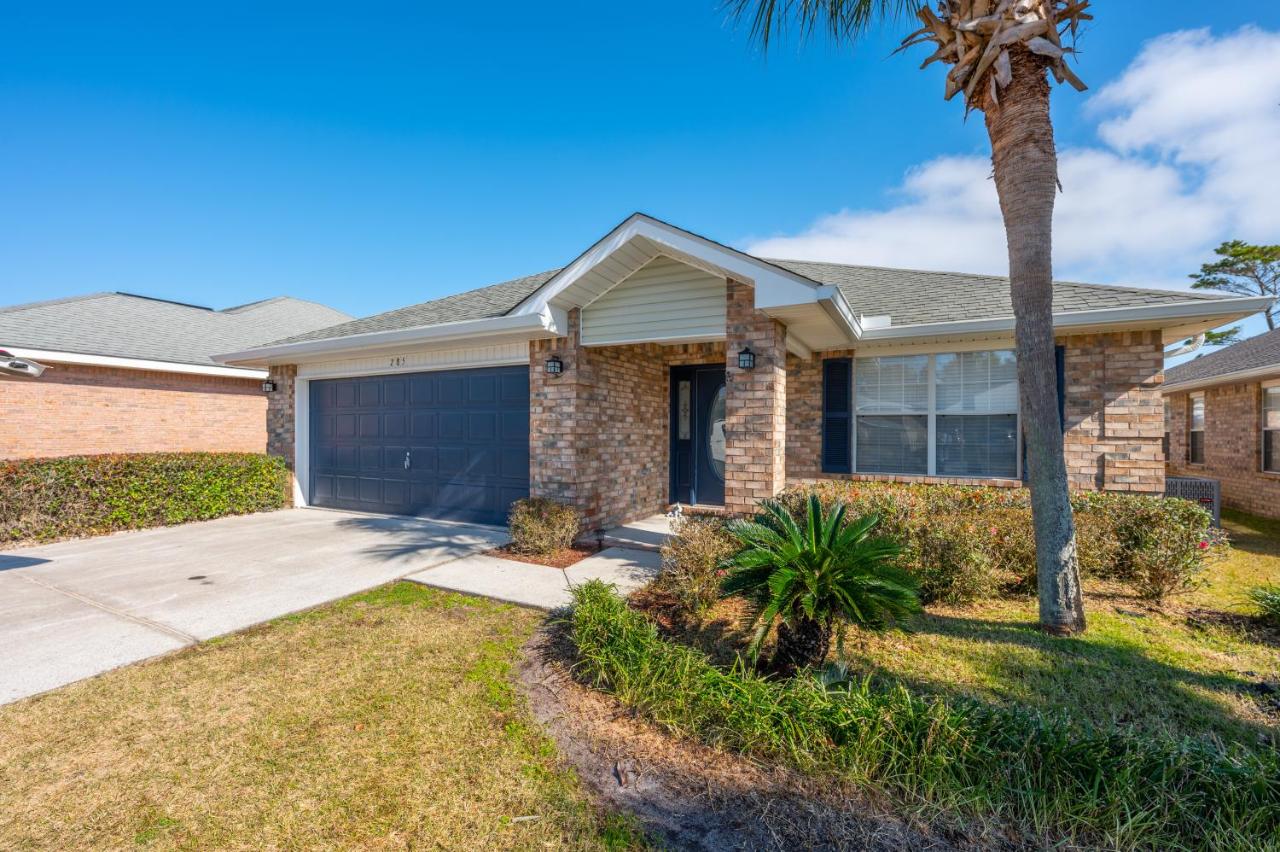 Luxurious Beach House, Private heated pool, Dedicated office, Mins walk to Beach & shops - Ferienwohnung Destin