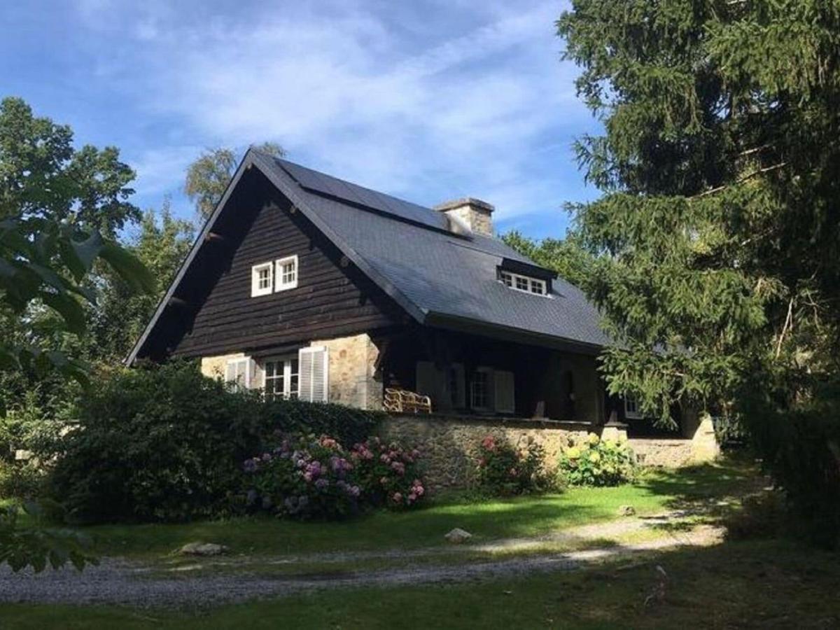 B&B Vielsalm - Quietly located country house in Vielsalm with huge garden - Bed and Breakfast Vielsalm