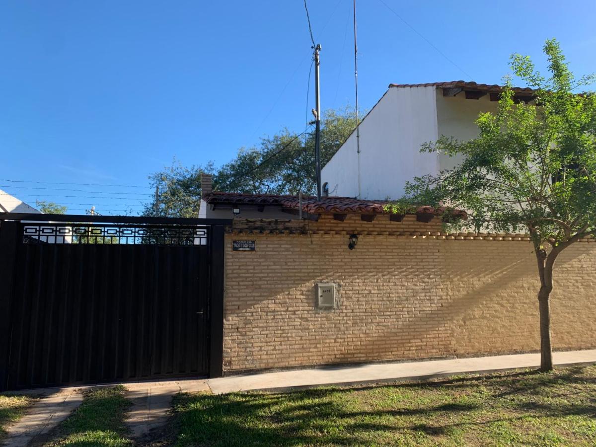 CostaMansa House, a orillas del Rio Paraguay - B&B