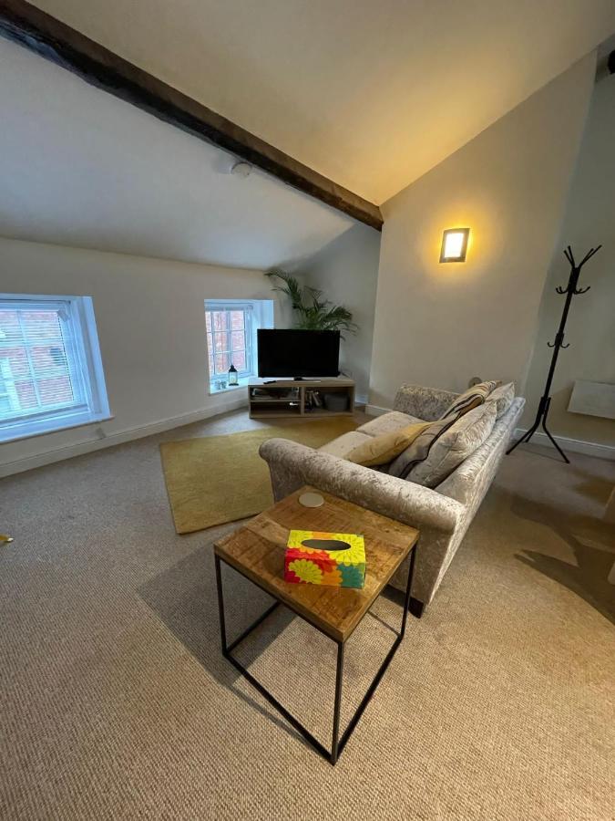 Flat 2 Chestergate - B&B