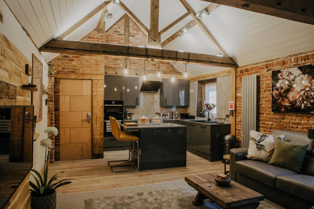 Urban Lofts - Bed and Breakfast Melksham