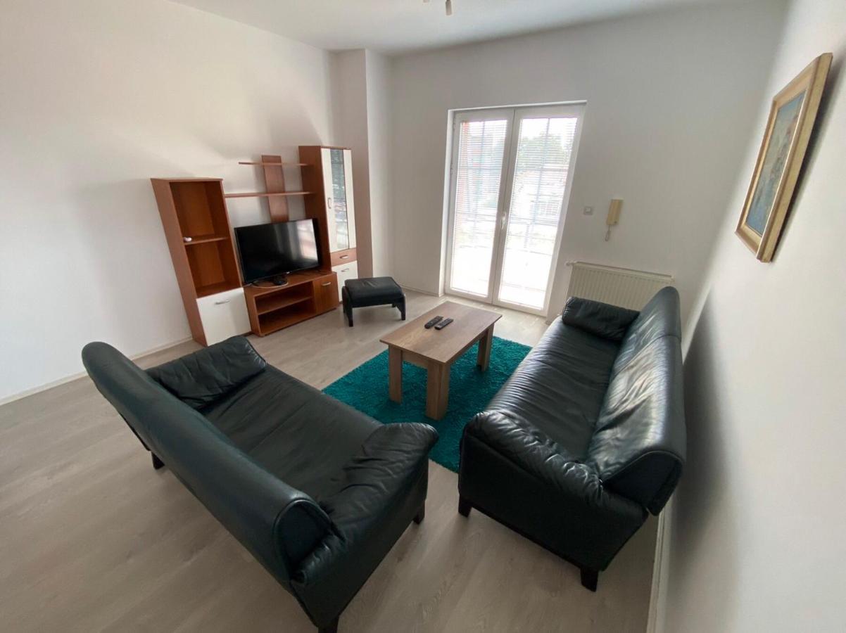 Apartman Jovana 2 - Ferienwohnung Jagodina