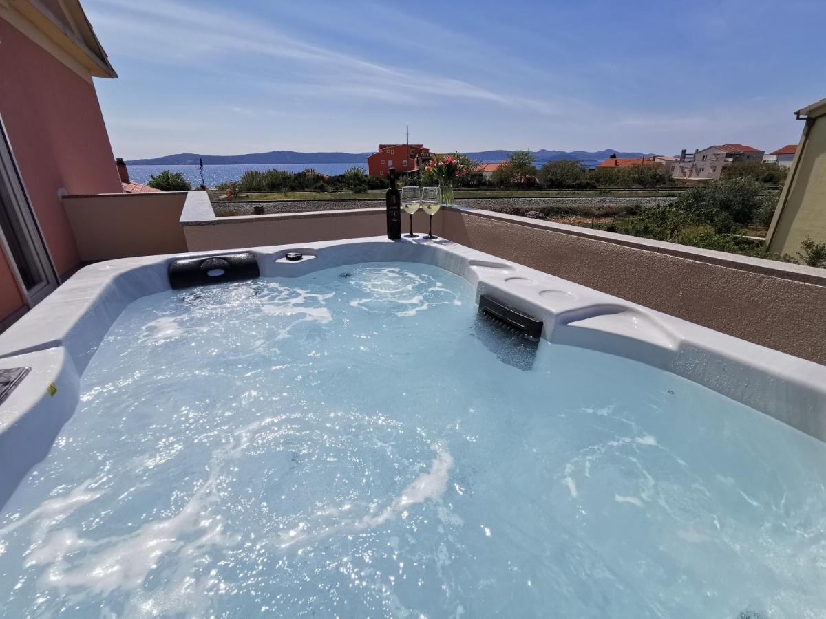 Apartments Sorić - Bed and Breakfast Bibinje