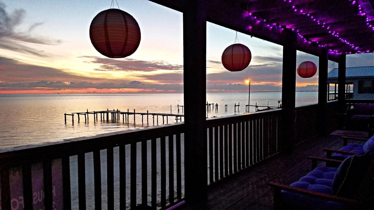 B&B Port Lavaca - Bay Front Home with Spectacular Sunrise Views - Bed and Breakfast Port Lavaca