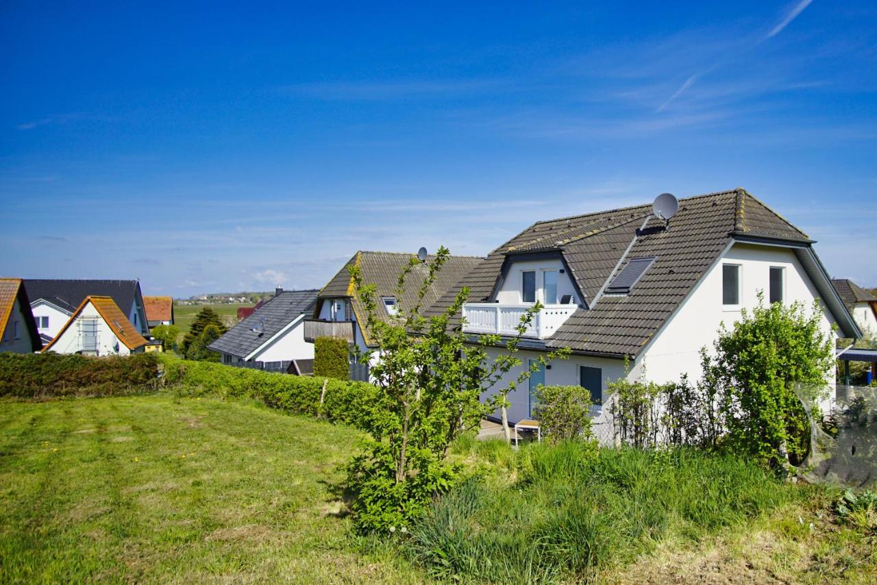 Ferienwohnung mit Terrasse in ruhiger Lage - Haus Südperd FeWo Strandwinde - Chambres d’hôtes Thiessow