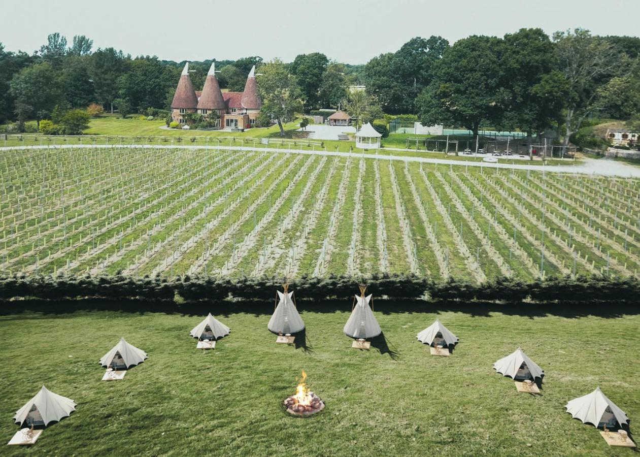 Oastbrook Glamping - Bed and Breakfast