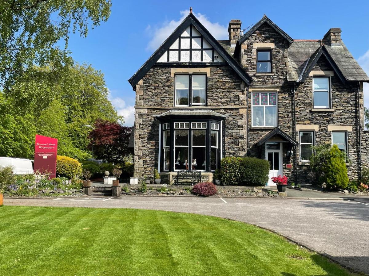 Beaumont Guest House- Free Private Parking & Off-Site Health Centre Access - Adults Only - B&B