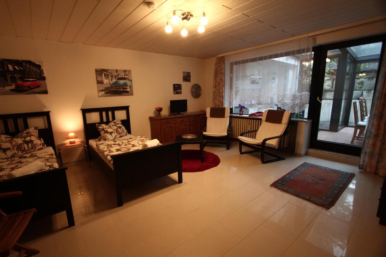 Zweibettzimmer mit eigenem Bad