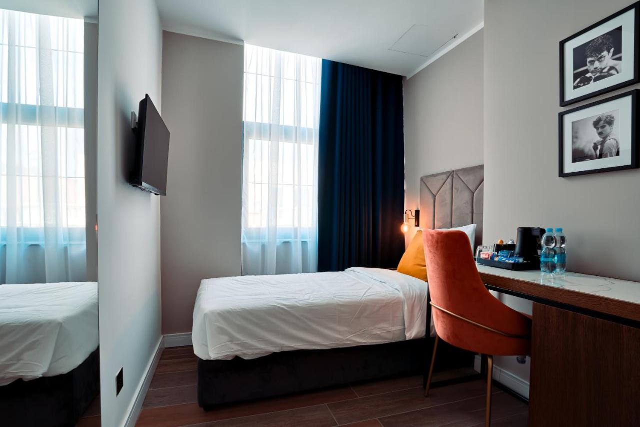Single Room with Private Bathroom