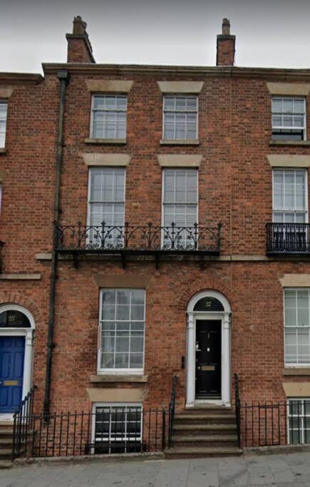 Seymour Townhouse by Serviced Living Liverpool - B&B
