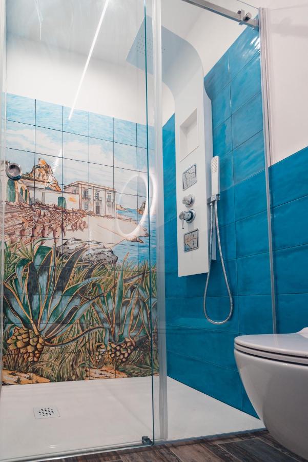 Dreibettzimmer mit eigenem Bad