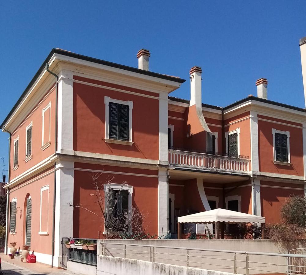 Appartamento Prima Fila Mare , La Vecchia Chiesa - B&B