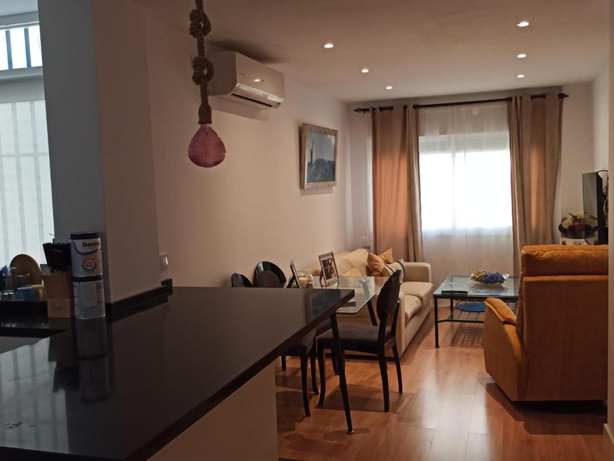 Free parking Suite Triana Two Bedrooms - Ferienwohnung Sevilla