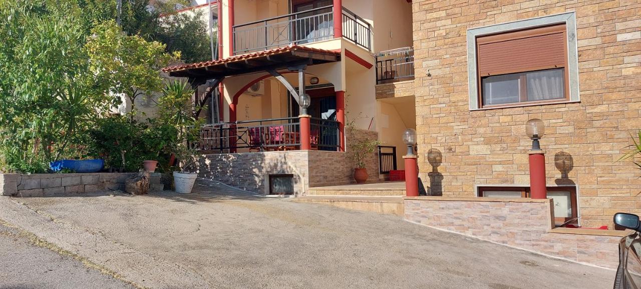 Petrino 2 by Vasileia - B&B Sarti