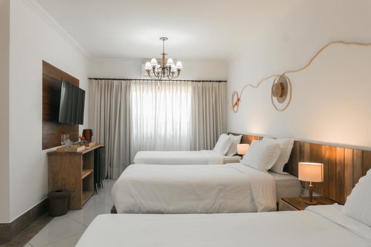 Luxury Triple Room