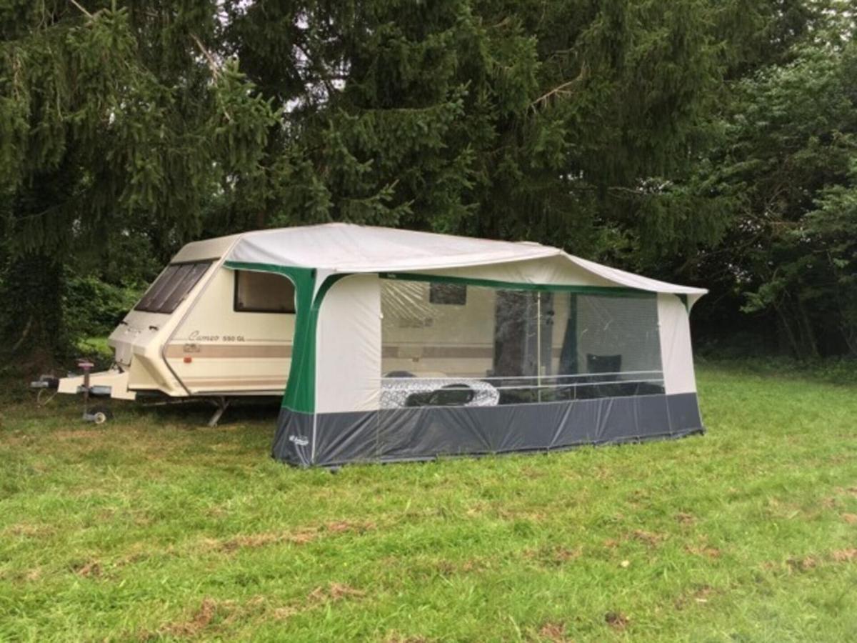 Inviting 2-Bed Cabin in Domfront En Poiraie - Ferienwohnung