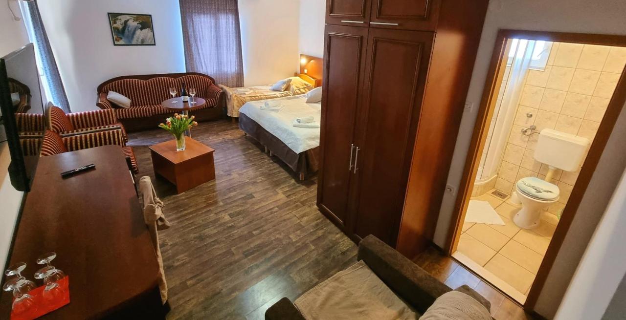 Chambre Triple avec Balcon