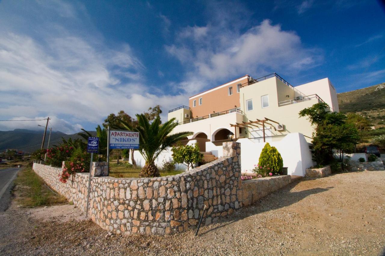 Nikos Apartments - B&B