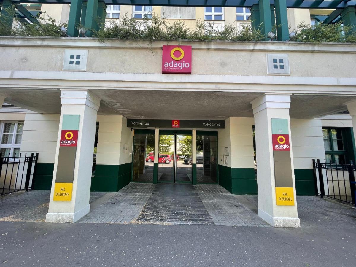 La Parenthèse, Disneyland & Shopping - B&B