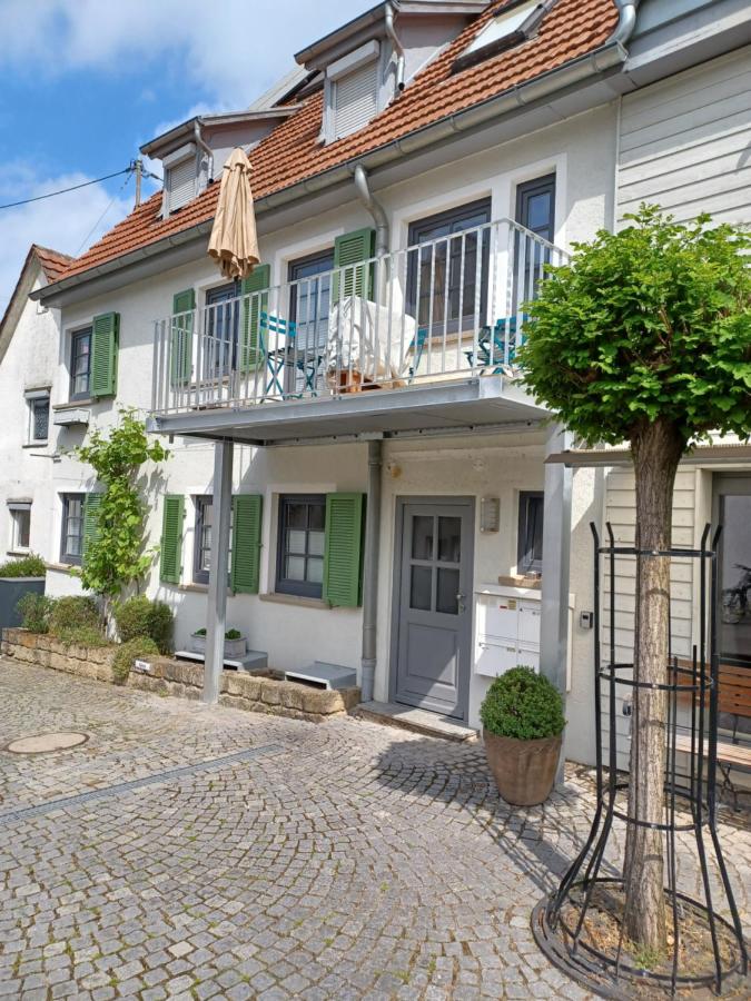 Gemütlichkeit über der Weinrebe- 3Zi. Zi. Fewo. - B&B