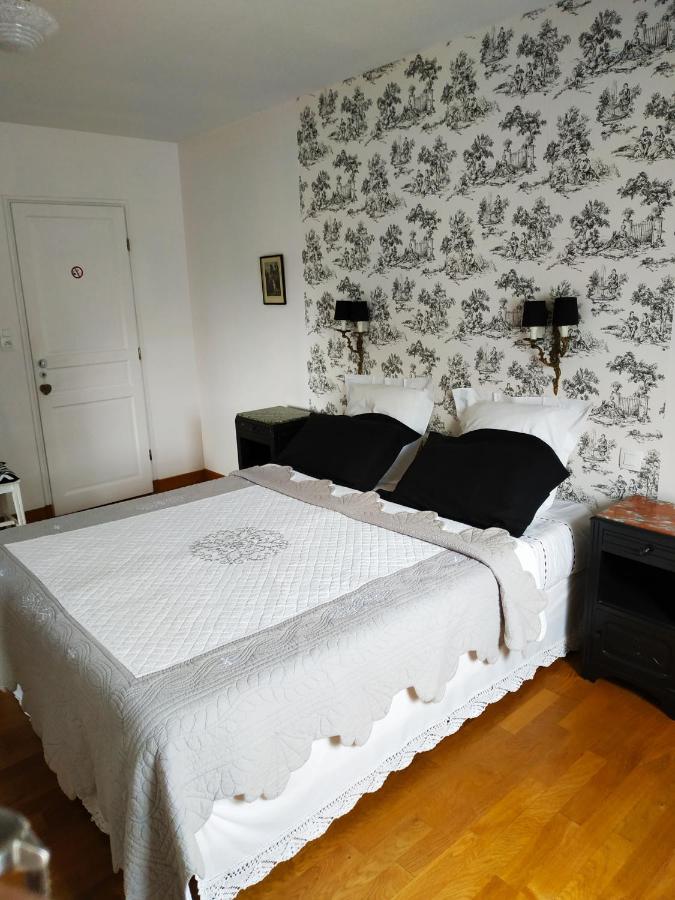 Double or Twin Room with Balcony