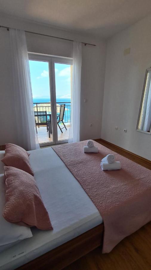 Appartement 2 Chambres avec Balcon et Vue sur la Mer