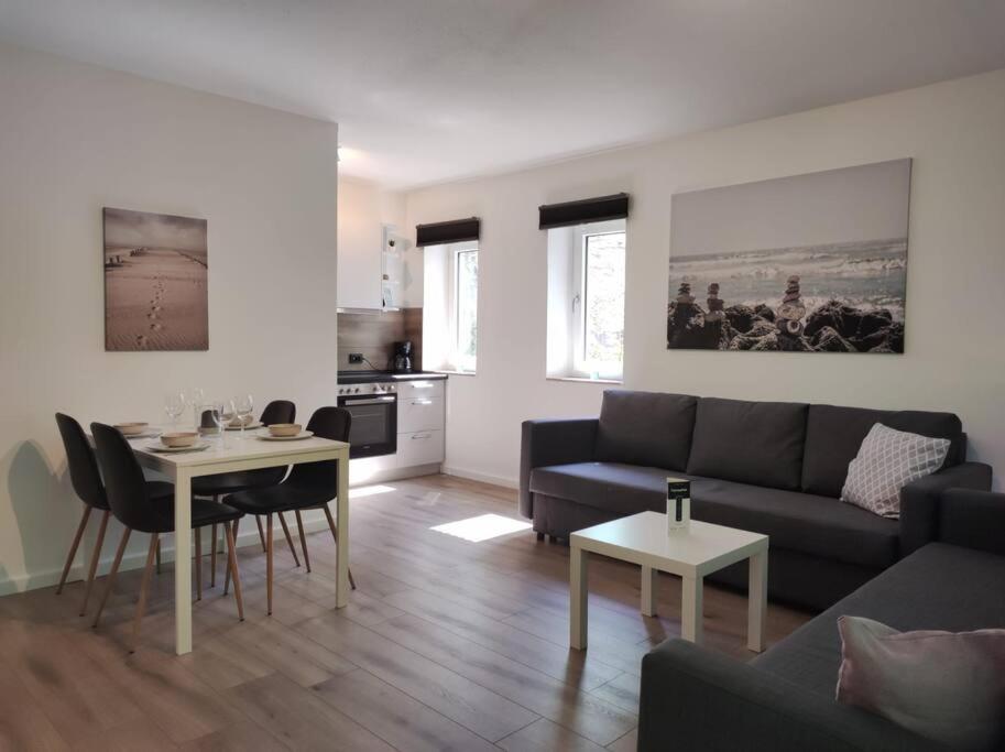 B&B Flensburg - Central Apartment Flensburg - Bed and Breakfast Flensburg