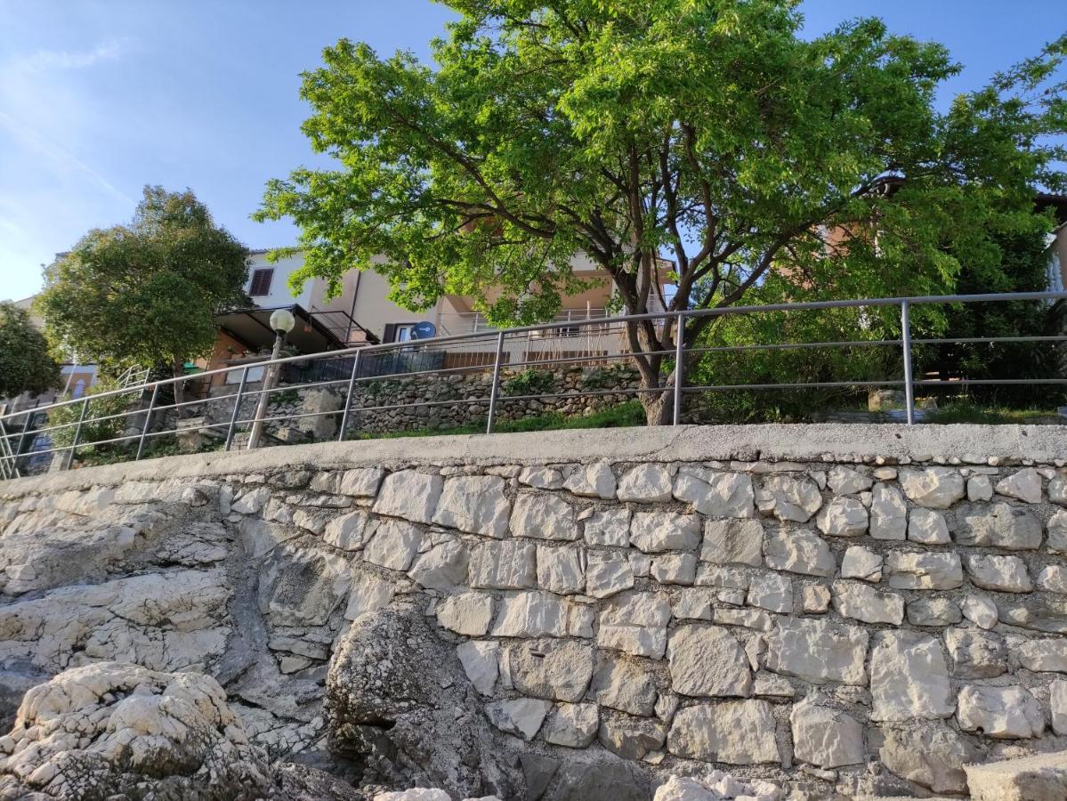 Studio Apartment SILA Rabac with bicycle storage and free parking - Bed and Breakfast Rabac