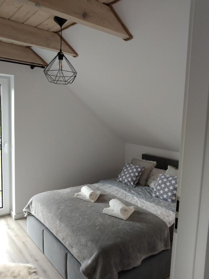 One-Bedroom Apartment with Balcony