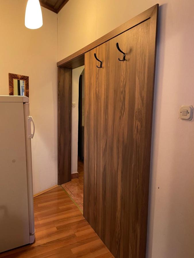 Savin Apartment - Ferienwohnung