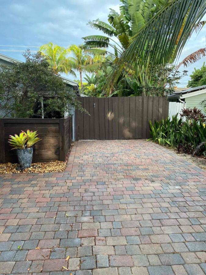HEART OF WILTON MANORS - B&B
