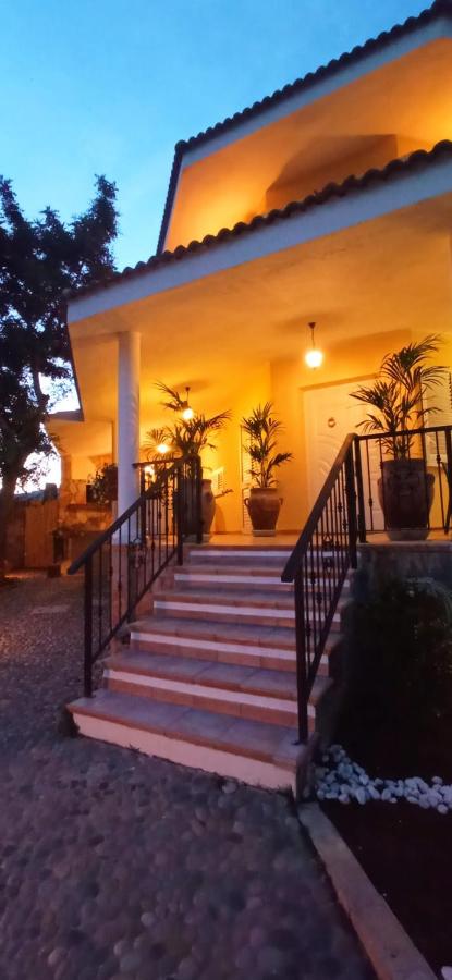 ALICE B&B - Ferienwohnung Villasimius