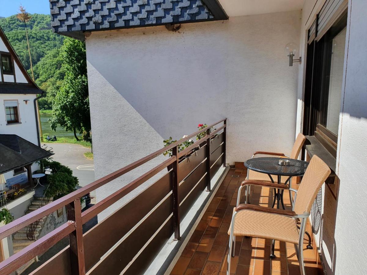 Studio with Balcony