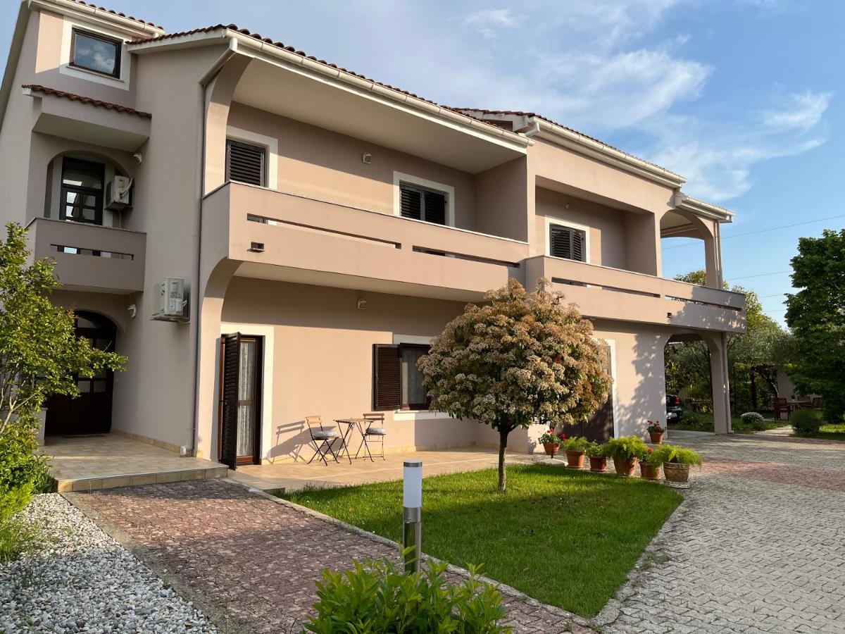 Apartment Lina - B&B Zadar