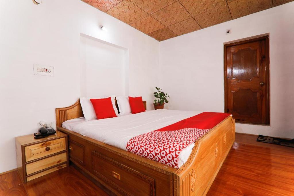 Deluxe Tweepersoonskamer met 1 of 2 Bedden en Uitzicht op de Bergen