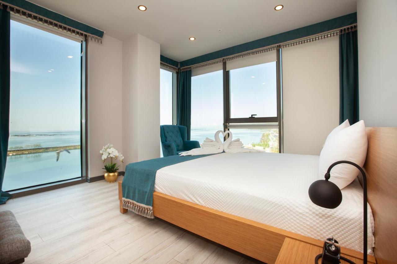 Suite met 2 Slaapkamers en Uitzicht op Zee