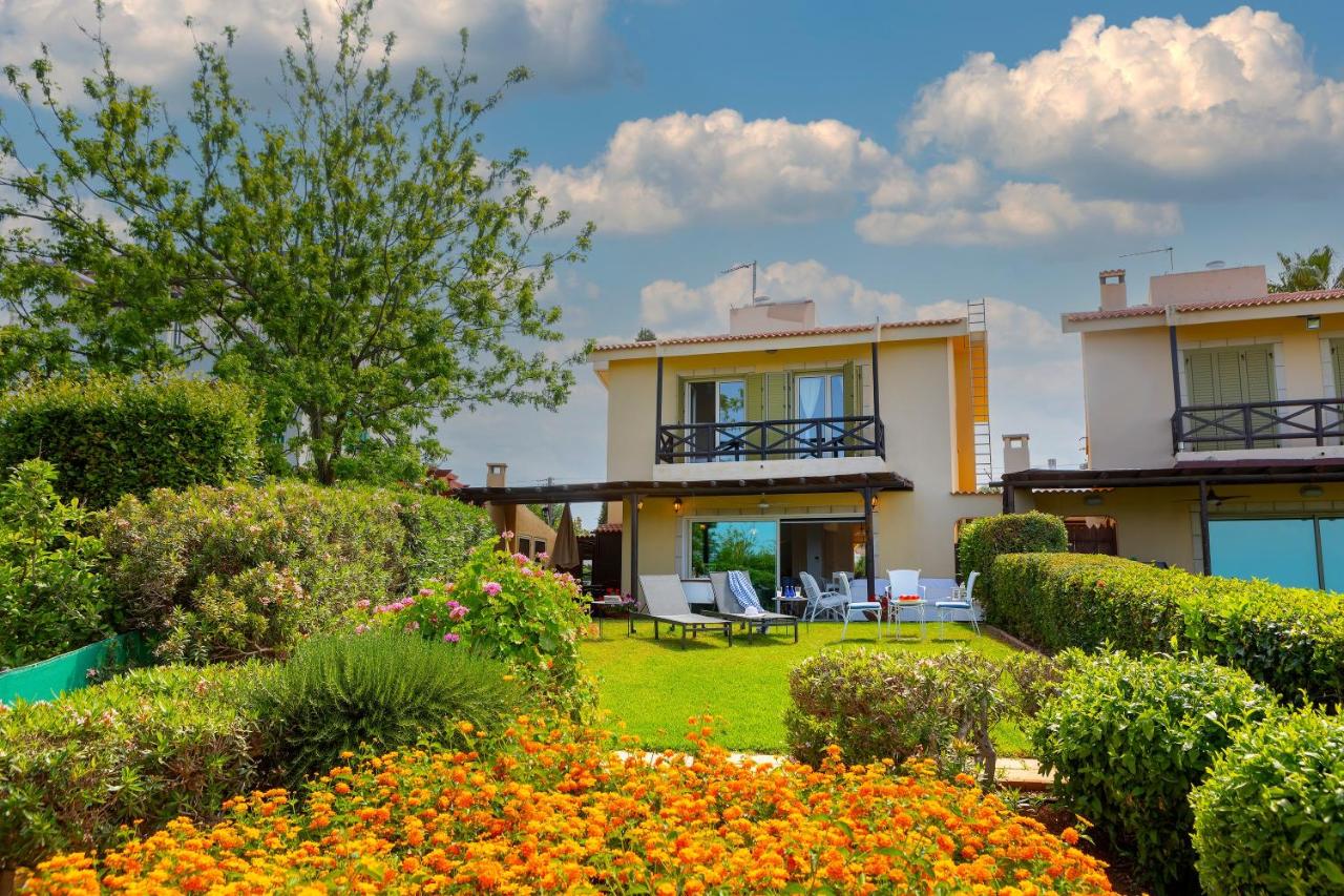 Protaras Sirina Waterfront Villa - B&B