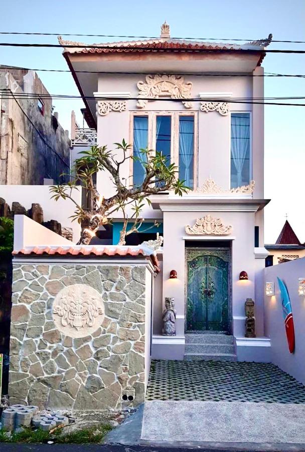 Most Bali Malioboro Villa - B&B Yogyakarta