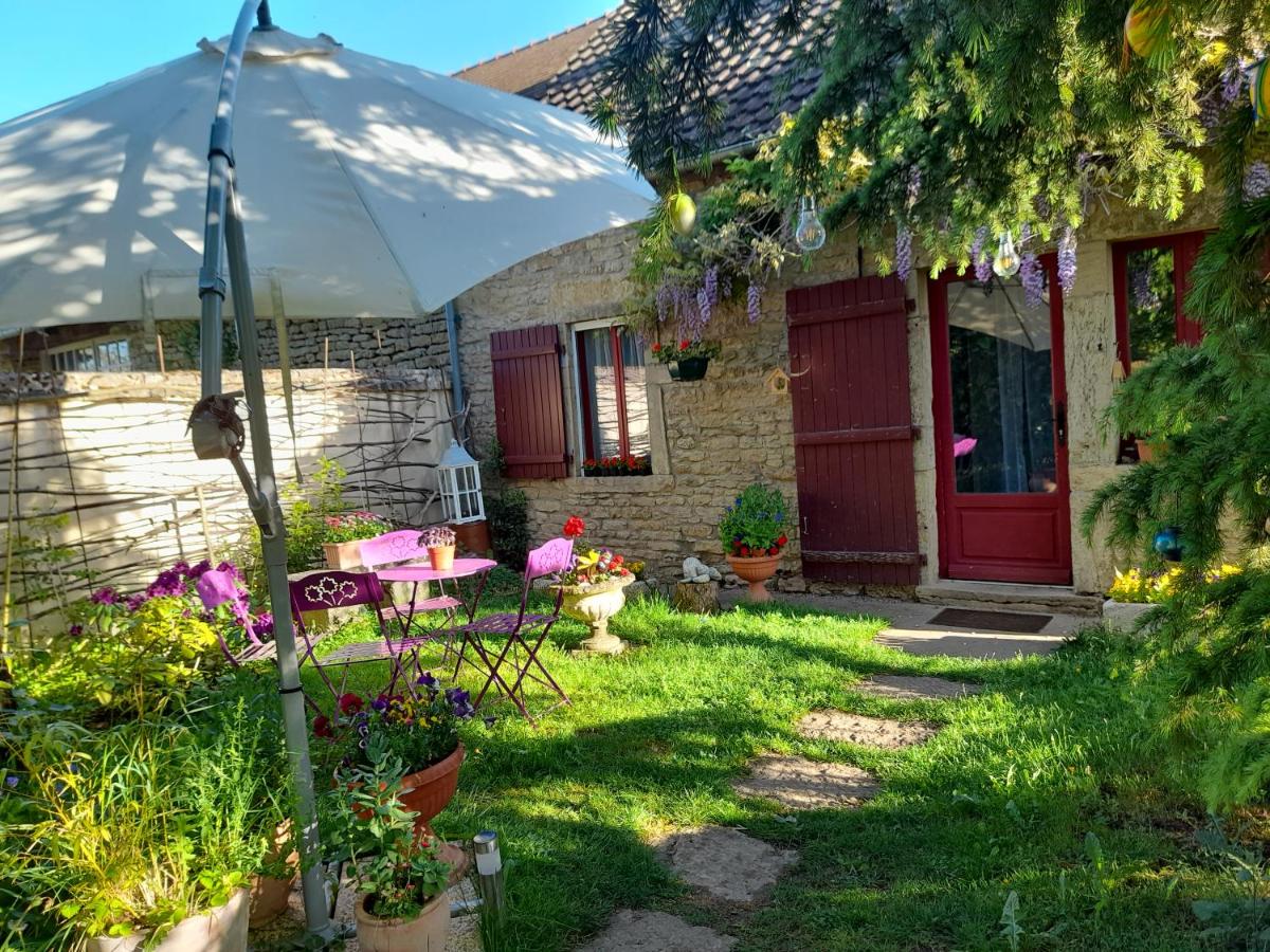 B&B Marcilly-Ogny - Aux Glycines - Bed and Breakfast Marcilly-Ogny