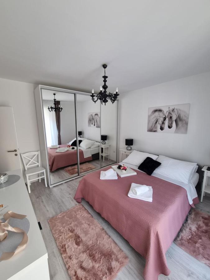 Apartment mit 2 Schlafzimmern und Balkon