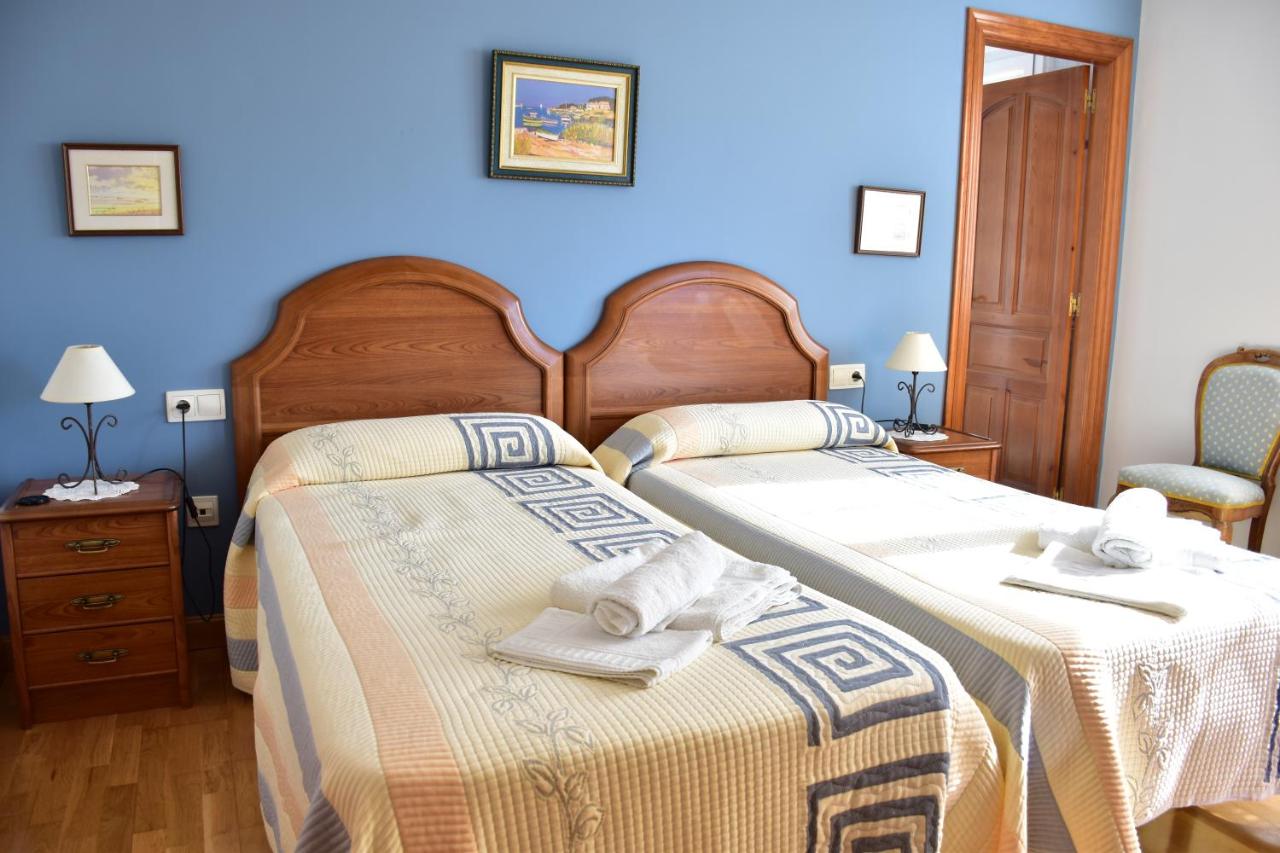 Chambre Lits Jumeaux avec Salle de Bains Privative